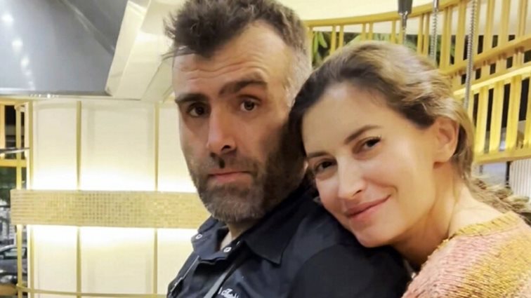 Η Μάρα Δαρμουσλή στην πρώτη αντίδραση μετά τη φωτιά στο εστιατόριο του συζύγου της