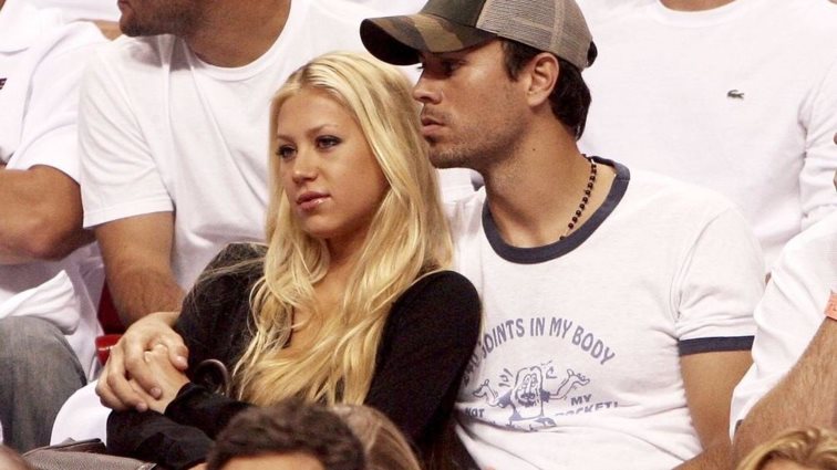 Enrique Iglesias &amp; Anna Kournikova | Γονείς για τέταρτη φορά