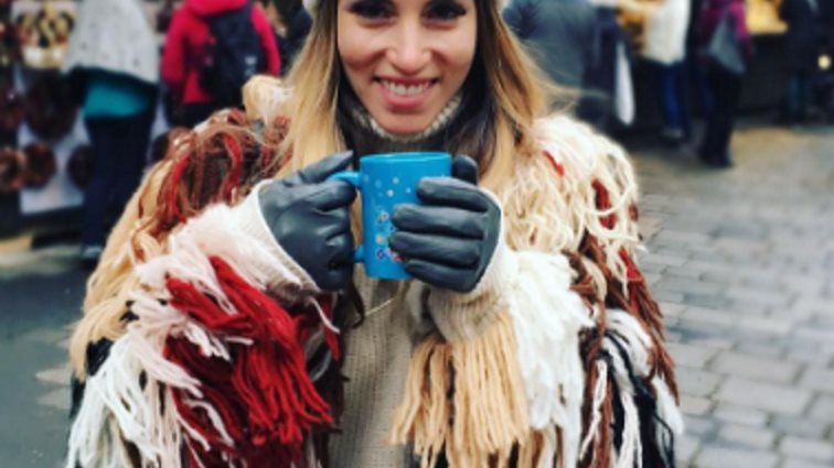 Αθηνά Οικονομάκου: Χριστούγεννα στη Βιέννη: Οι πρώτες φωτογραφίες του ταξιδιού της