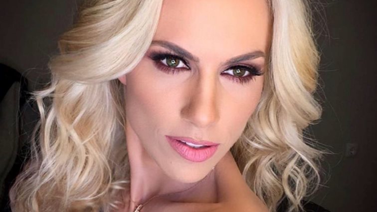 Ντορέττα Παπαδημητρίου: Έβαψε μόνη της τα μαλλιά της 
