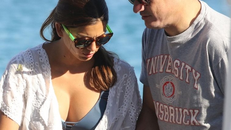 Σταματίνα Τσιμτσιλή - Θέμης Σοφός: Το οικογενειακό ταξίδι τους στη Μύκονο: Όλες οι φωτογραφίες