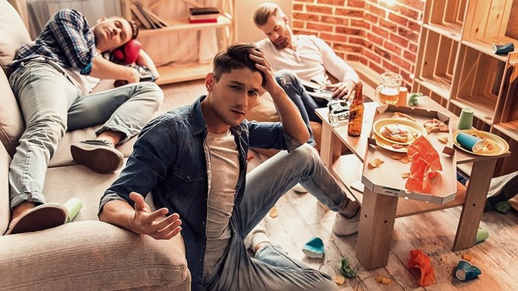 Οι καλύτερες συνταγές από όλο τον κόσμο για να ξεπεράσεις το hangover
: Με ποιο τρόπο ξεπερνούν το «δεν θυμάμαι τι έκανα χτες το βράδυ;» οι υπόλοιποι λαοί του κόσμου.
