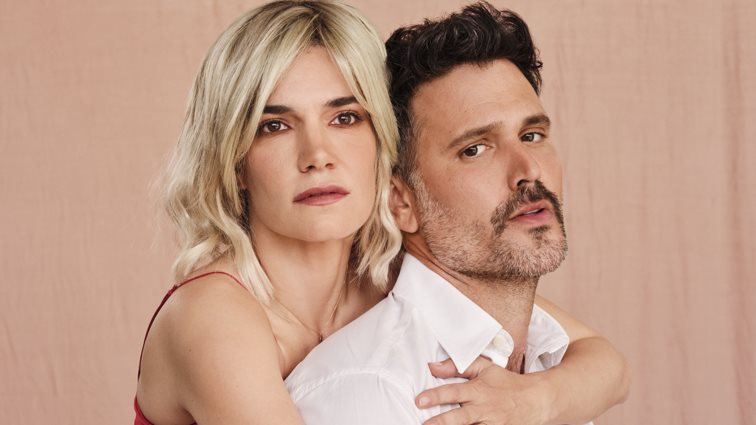 Τέλος και η Δανάη Σκιάδη από το &quot;Barcelona&quot; με τον Μιχάλη Λεβεντογιάννη