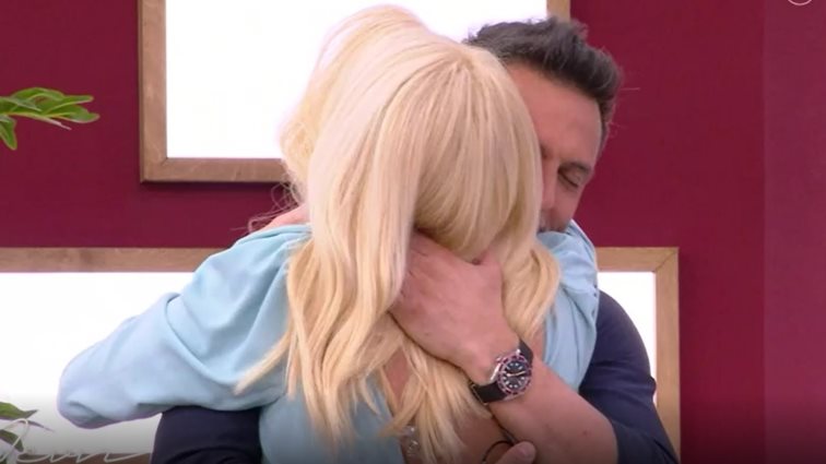 Ο Σάββας Πούμπουρας επέστρεψε στην "Ελένη" | Δείτε το βίντεο