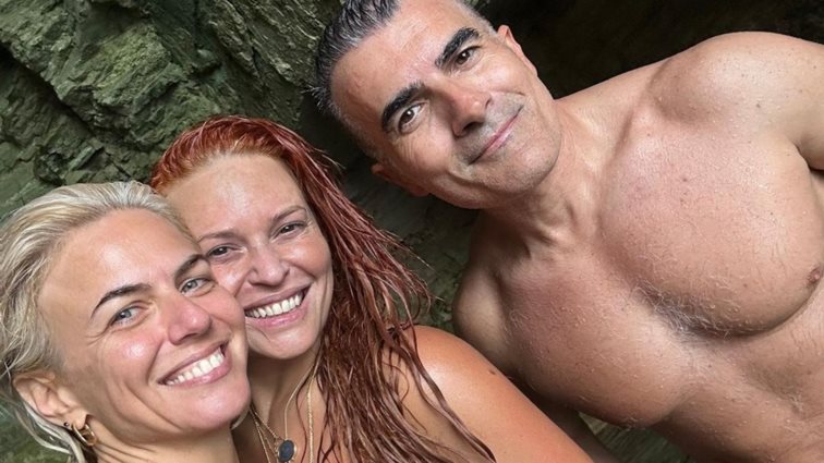 Σίσσυ Χρηστίδου, Χριστίνα Κοντοβά και Παύλος Σταματόπουλος μαζί στην Πάτμο | Δείτε φωτογραφίες