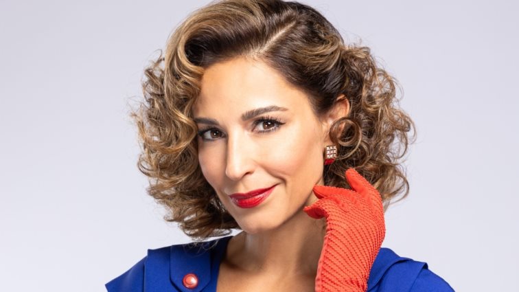 Ατύχημα για την Κατερίνα Παπουτσάκη: &quot;Έπρεπε να πάρεις κανονική ηθοποιό&quot;