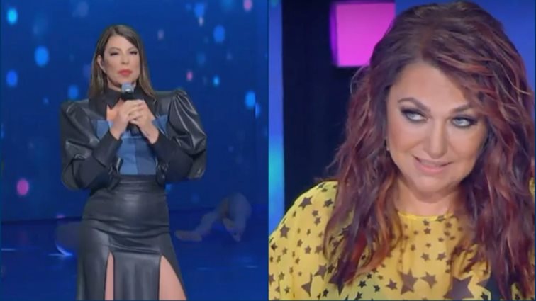 J2US | Καίτη Γαρμπή σε Άντζελα Δημητρίου: "Κάτι έχεις σήμερα ε; Τα ξέρουμε αυτά"