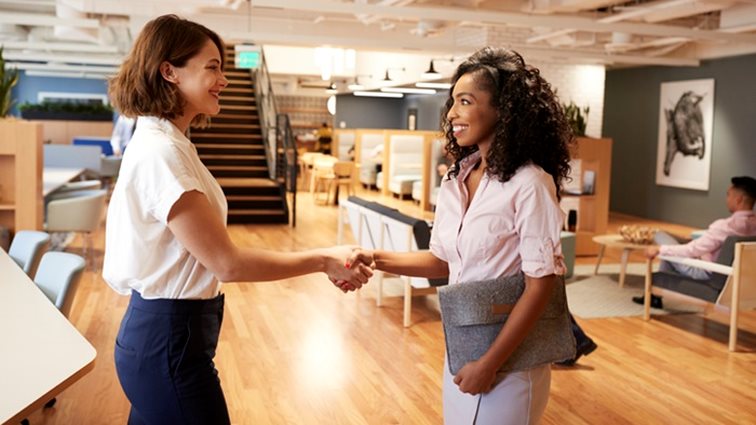 Συνέντευξη για δουλειά : 4 σημαντικές ερωτήσεις που πρέπει να κάνουμε σε μια συνέντευξη