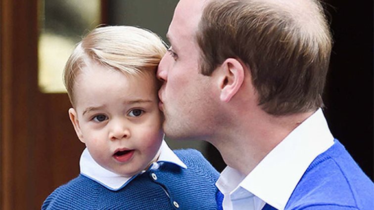 Πρίγκιπας George: Oι πιο funny στιγμές του μπροστά στον φωτογραφικό φακό
