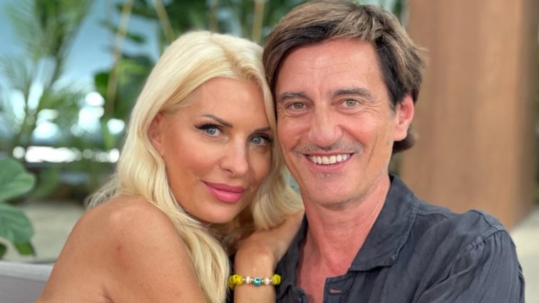 Οι πρώτες δηλώσεις του Θοδωρή Κουτσογιαννόπουλου: &quot;Πρέπει να ρωτήσετε την ίδια την Ελένη Μενεγάκη&quot;