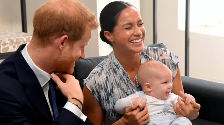 Πρίγκιπας Αrchie | Η φωτογραφία με φωτοστέφανο που ανέβασε η Meghan Markle