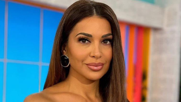 Ελένη Χατζίδου: "Ερχόταν επί πολλά χρόνια κάθε βράδυ στο μαγαζί που εμφανιζόμουν, μετά άρχισε τα μηνύματα, με τρόμαξε"