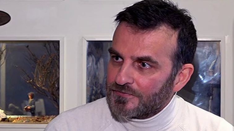 Βασίλης Νομικός: Η επιστροφή στην τηλεόραση μετά από 12 χρόνια και η σχέση του με την Ελένη Μενεγάκη σήμερα