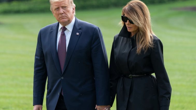 Θετικοί στον κορονοϊό ο Ντόναλντ Τραμπ και η Μελάνια: Μπαίνουν σε καραντίνα