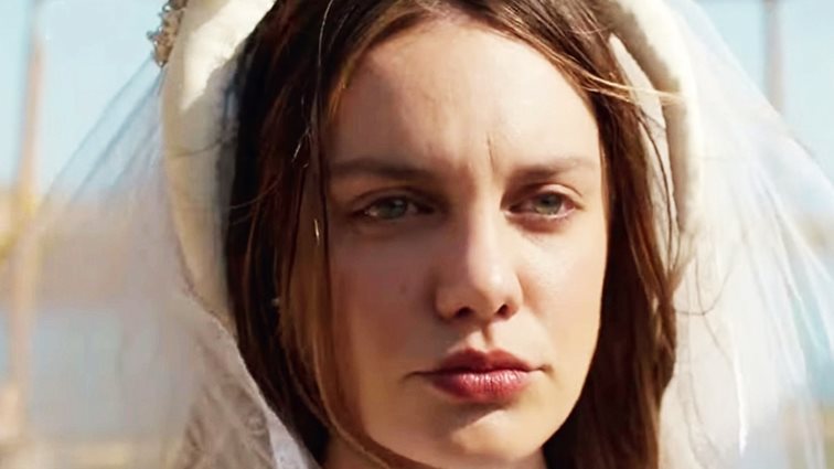 Ο συγγραφέας του &quot;Προξενιού της Ιουλίας&quot; αποκαλύπτει άγνωστες πτυχές της ιστορίας