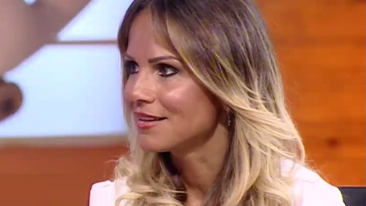 Σόφη Πασχάλη
 
: Η αλήθεια για το περιστατικό με τον Γιώργο Αγγελόπουλο