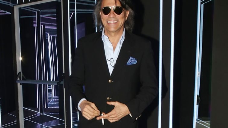 Εσείς θα βλέπατε ένα reality με τη ζωή του Ηλία Ψινάκη;