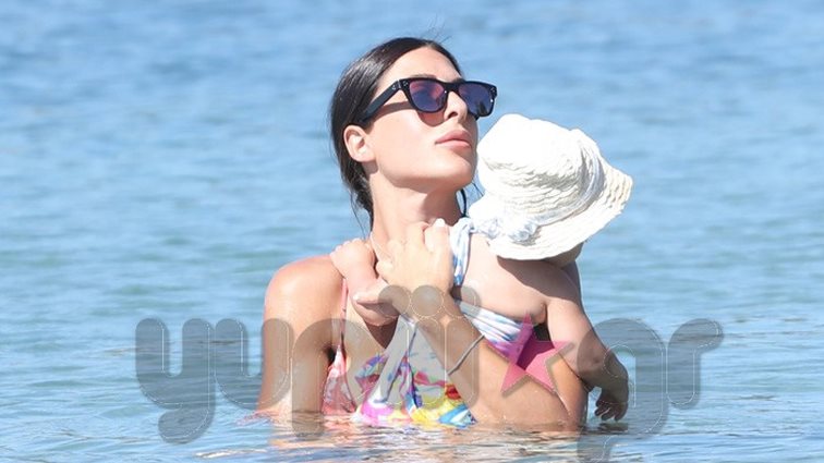 Φλορίντα Πετρουτσέλι: Hot Mom | Καθημερινές (καλοκαιρινές) στιγμές με την κορούλα της