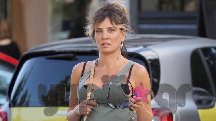 Δήμητρα Ματσούκα: Βόλτα στη Γλυφάδα! Δείτε την σε καθημερινές στιγμές