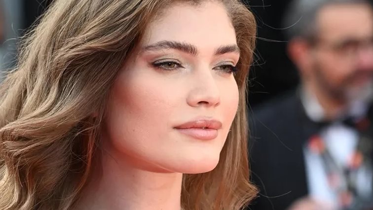 Τα hot styling tools που θα σου χαρίσουν τα πιο polished χτενίσματα - χωρίς να φθείρουν την τρίχα