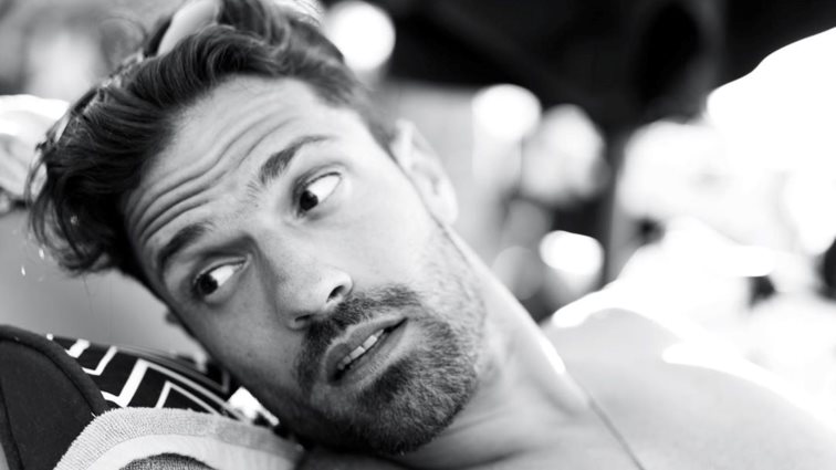 Κωνσταντίνος Αργυρός : Με ποιους διάσημους φίλους του κάνει διακοπές στο Πόρτο Χέλι; Δείτε τον με μαγιό!