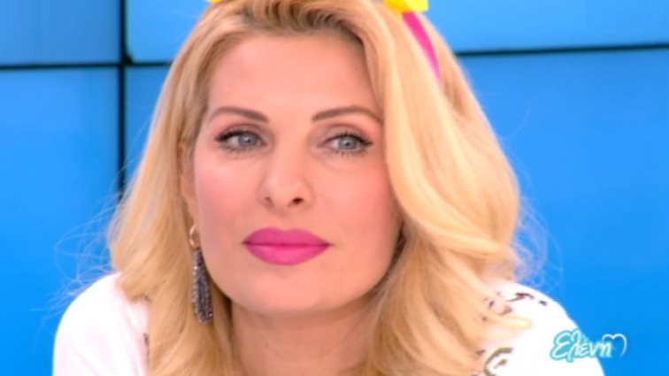 Ελένη Μενεγάκη: Η απάντηση στους επικριτές του στιλ της: «Τόσα χρόνια κατακρίνομαι!»