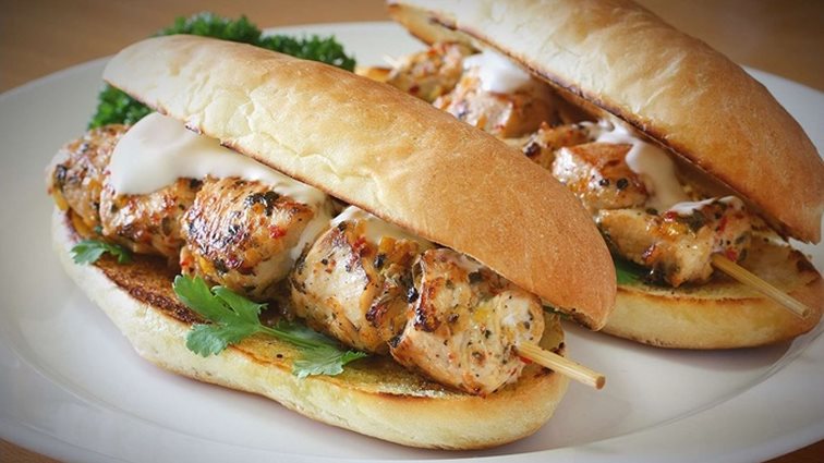 Spiedie : Το νοστιμότερο σάντουιτς που ακούς πρώτη φορά
