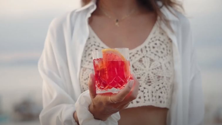Raise a Toast στη Negroni Week 2022 by Campari