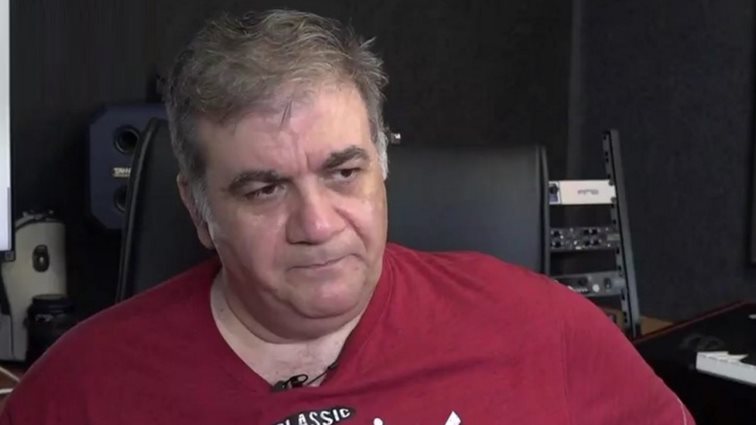 Δημήτρης Σταρόβας: "Η σχέση μου με την κόρη μου δεν είναι όπως ακριβώς θα ήθελα"