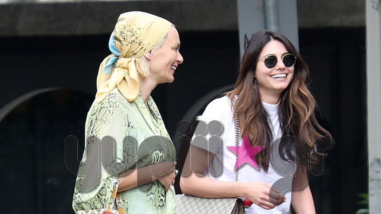 Ηλιάνα Παπαγεωργίου : Βόλτα με τη Χριστοπούλου, τον αγαπημένο της &amp; γοητευτικό συνοδό! Όλες οι φωτογραφίες