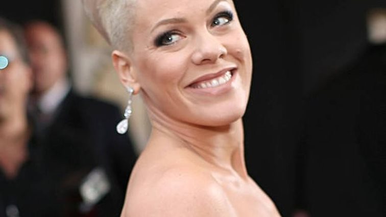 Pink : Απέκτησε το δικό της αστέρι στο Hollywood Walk Of Fame