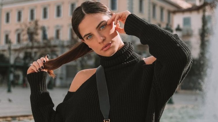 Η Χριστίνα Μπόμπα ποζάρει με φουσκωμένη κοιλίτσα λίγο πριν γίνει μαμά!