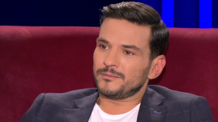 Κώστας Τσουρός: Η συγγνώμη στον Ρέμο, οι κρίσεις πανικού και η προσωπική του ζωή