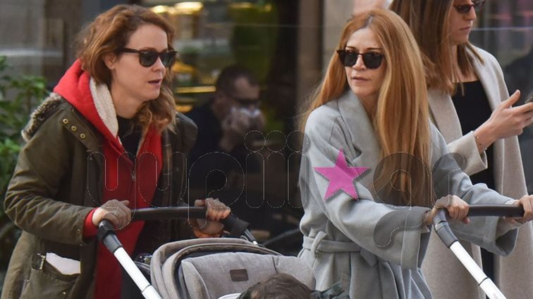 Ιωάννα Παππά | Λένα Παπαληγούρα: Βόλτα με τα μωρά τους! Όλες οι φωτογραφίες