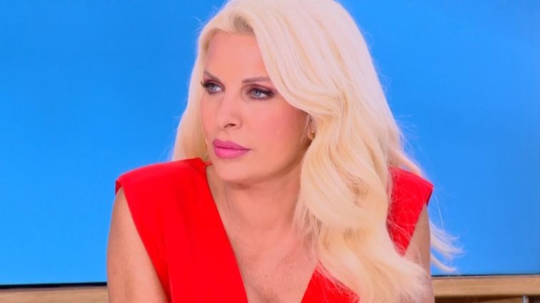 Η Ελένη Μενεγάκη για τις αποχωρήσεις των συνεργατών της