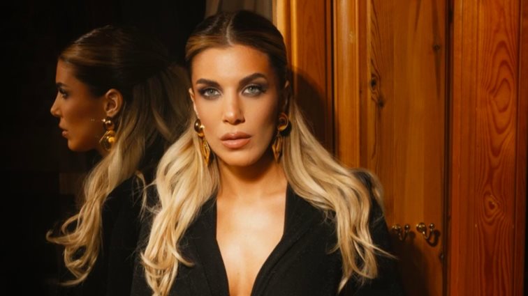 Μορφούλα Ιακωβίδου: &quot;Το επίθετό µου, σίγουρα µπορεί να µου άνοιξε κάποιες πόρτες λίγο νωρίτερα, όµως...&quot;