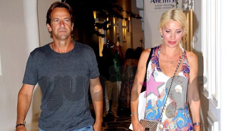 Ελένη Μενεγάκη &amp; Μάκης Παντζόπουλος: Τα πρώτα μπάνια στην Άνδρο! Δείτε τις φωτογραφίες