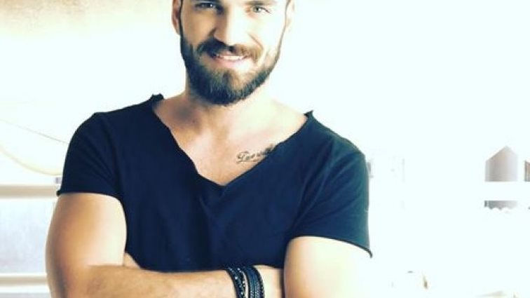 Στέλιος Καλλίτσης: Η ξαφνική αποχώρηση &amp; το ξέσπασμα για το Star Academy: «Αρκετά ρεζίλι γίναμε»