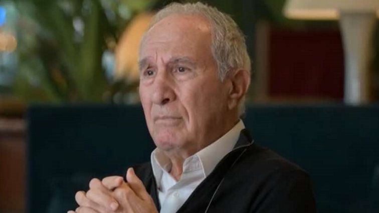 Αλέξης Κωστάλας: &quot;Σπάνια μου έχει αρέσει ο εαυτός μου - Άκουσα τη φωνή μου κι έκανα να μιλήσω δύο ημέρες&quot;