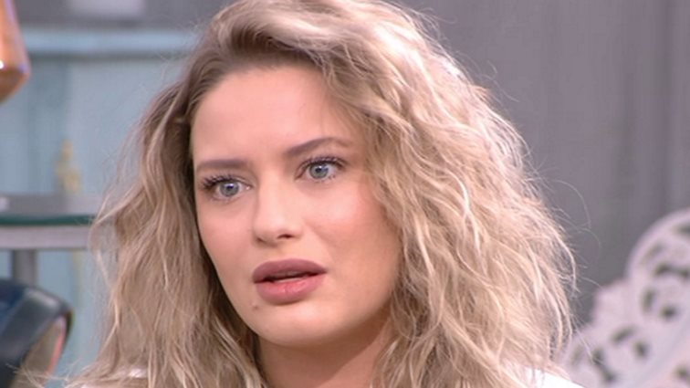 Η Ντόρα Μακρυγιάννη αποκαλύπτει πως έχει πέσει θύμα σωματικής &amp; ψυχολογικής βίας από σύντροφό της!