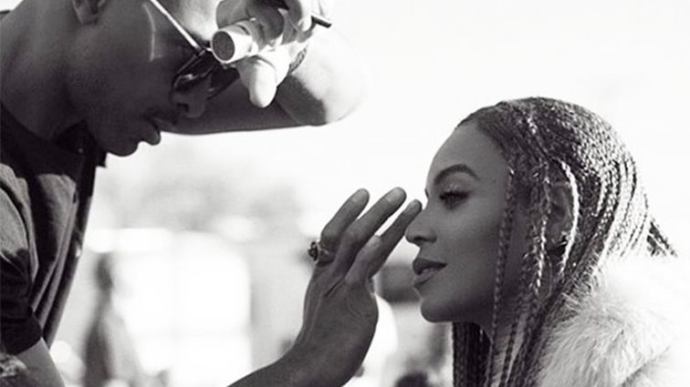 Πώς να απλώσω το μεικ απ: Το λάθος που κάνουν όλες οι γυναίκες