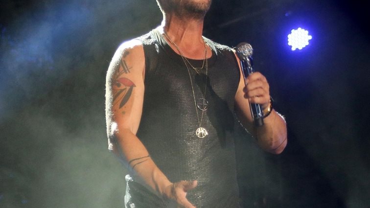 Γιώργος Μαζωνάκης: Η συναυλία στο Κατράκειο Θέατρο: Φωτογραφίες