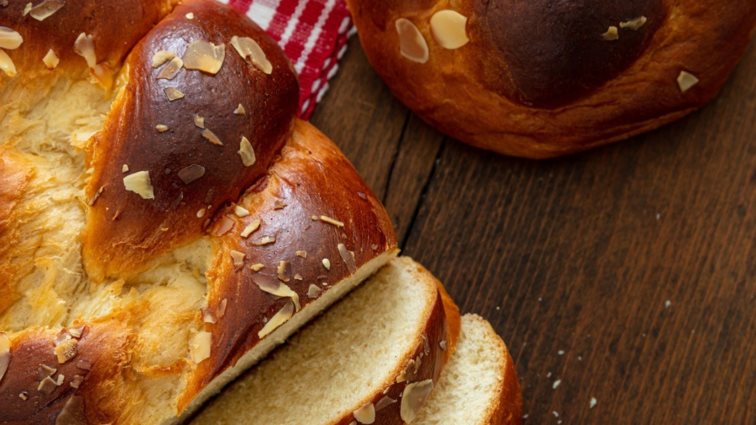 Πώς να κάνεις πιο υγιεινό ένα τσουρέκι;