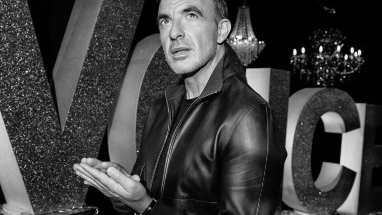 Ο Νίκος Αλιάγας συνοδεύει την εντυπωσιακή σύζυγό του Τίνα Γρηγορίου