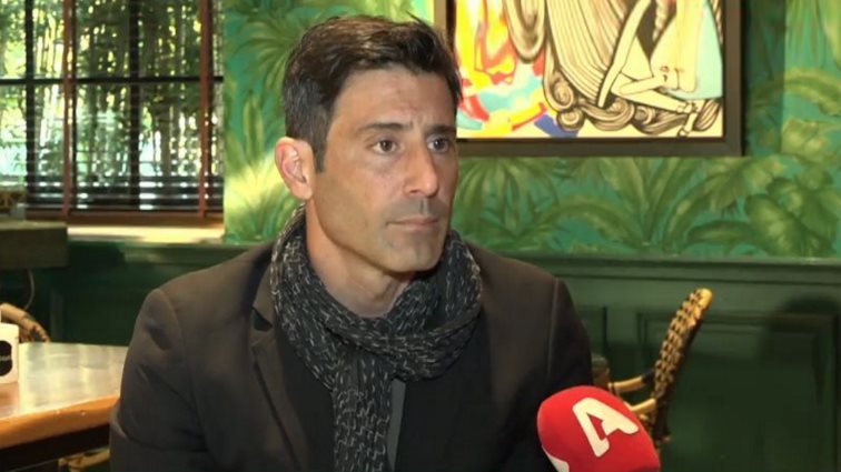 Ο Λευτέρης Ελευθερίου αποκαλύπτει το παρασκήνιο της συνεργασίας του με τον Πέτρο Φιλιππίδη: "Δεν άντεχα τις φωνές"