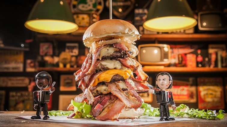 Its Burger Time: Πώς θα φτιάξεις το πιο λαχταριστό burger της μεγάλης οθόνης;