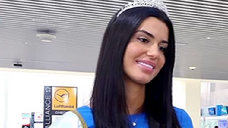 Ιωάννα Μπέλλα: Αναχώρησε για τα Μις Υφήλιος!  Το γούρι που πήρε μαζί της