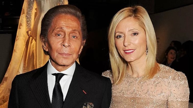 Όταν η Marie Chantal συνόδευσε τον Valentino στο Met Gala του 2001