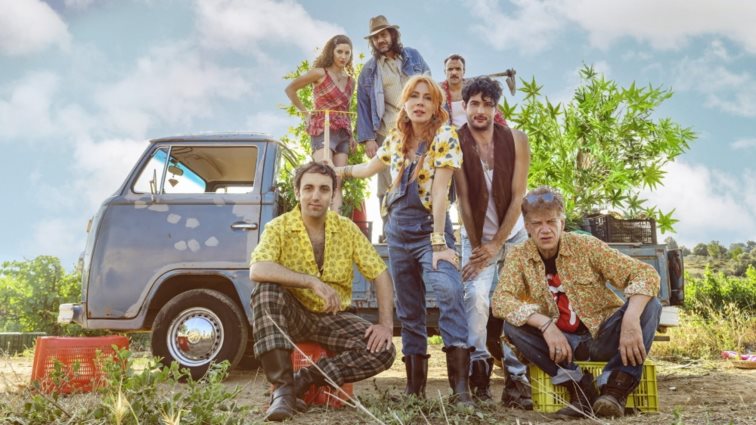 &quot;Η Μαριχουάνα της Μαμάς είναι η καλύτερη&quot;: Η παράσταση συνεχίζεται και τις εορτές