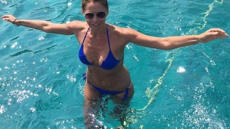 Τζένη Μπαλατσινού: Τα πιο εντυπωσιακά στιγμιότυπα του καλοκαιριού της